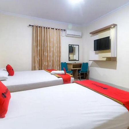 RedDoorz Plus near WTC Batanghari Mall Tanjungjohor Bagian luar foto